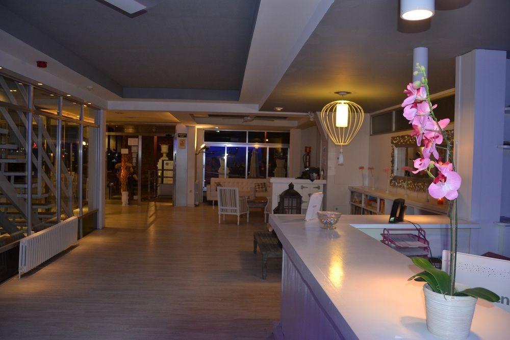 Solvi Hotel - Adults Only Vilanova i la Geltrú Eksteriør billede