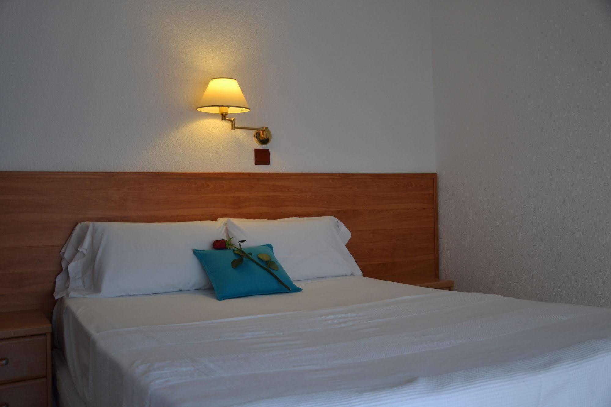 Solvi Hotel - Adults Only Vilanova i la Geltrú Eksteriør billede