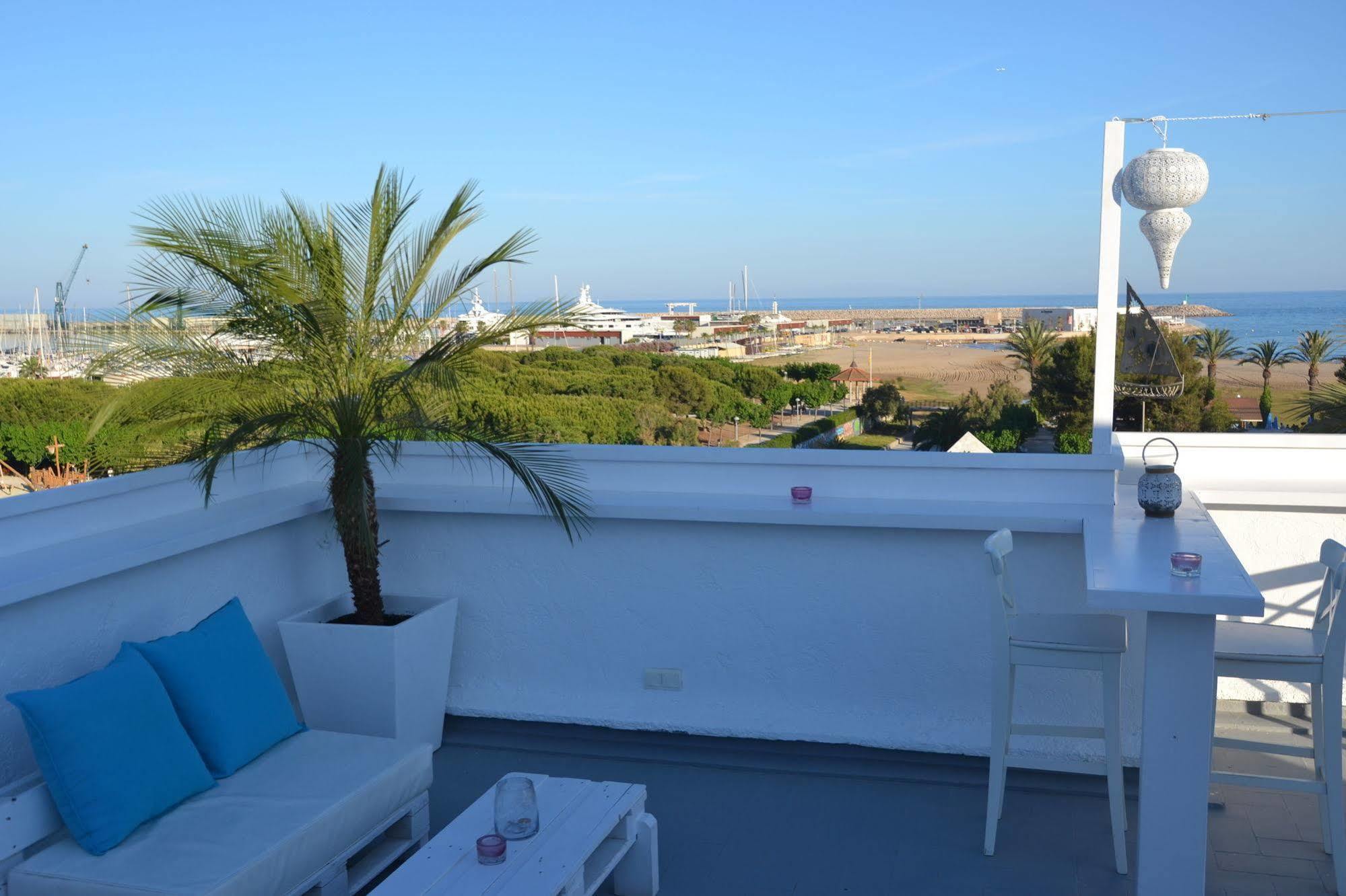 Solvi Hotel - Adults Only Vilanova i la Geltrú Eksteriør billede